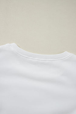 United white sweatshirt with puffy sleeves and round neck