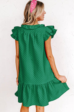 Vestido de textura recta con volantes y mangas flotantes verdes negros