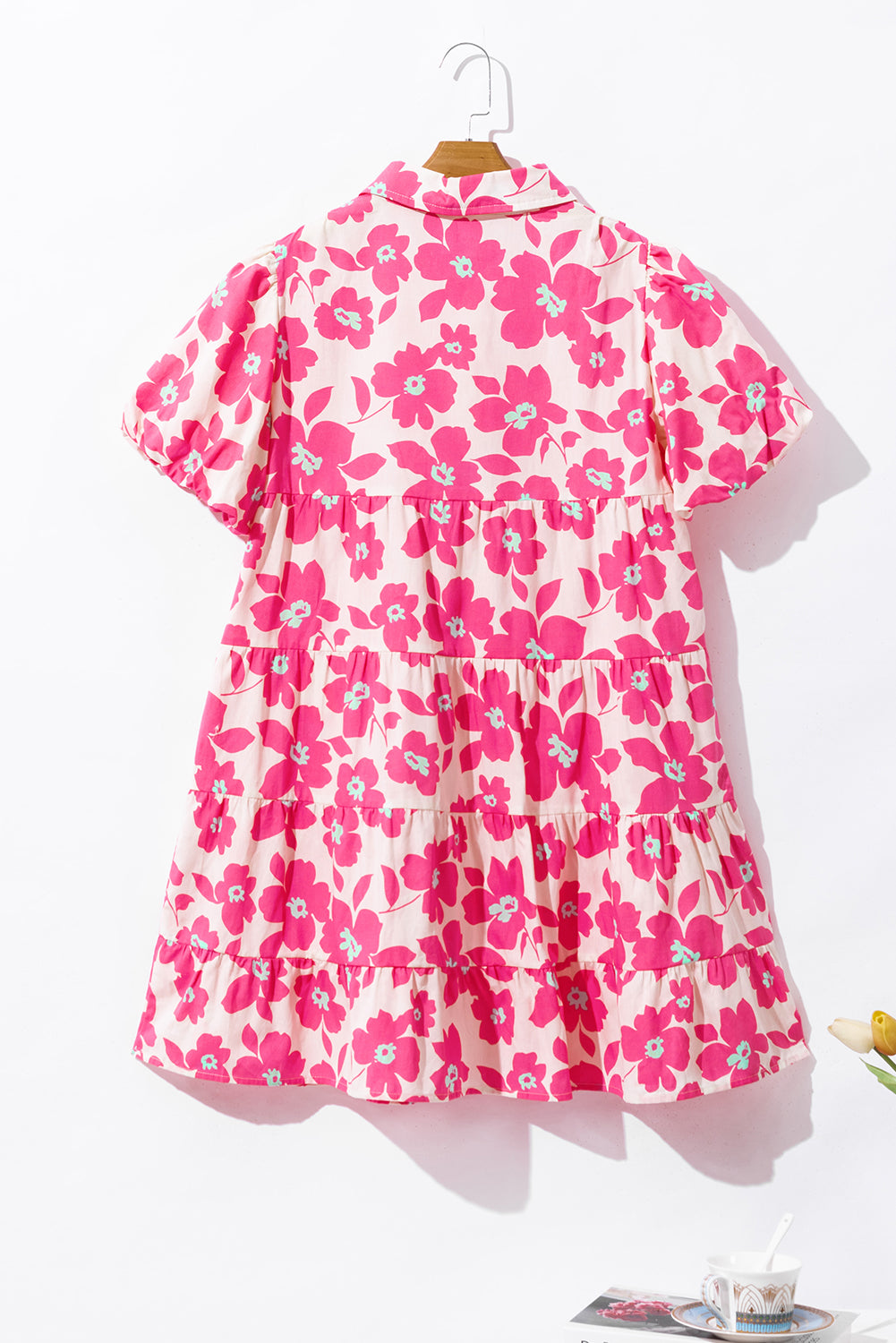 Abito mini camicia a manica a soffio a livello floreale rosa