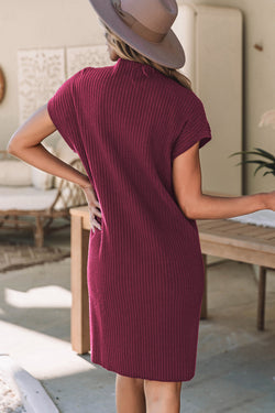 Vestido de suéter rojo con manga corta en acanalado tejido con manchas de bolsillo