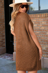 Short -sleeved camel dressing dress and plain -colored V -neck collar