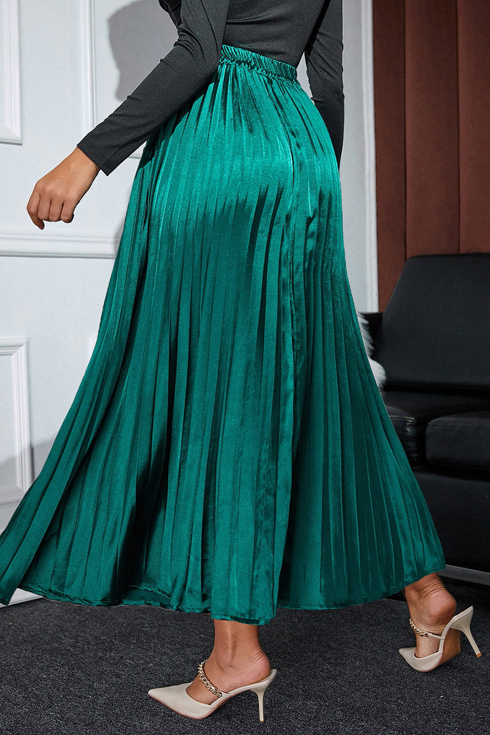 Taille élastique en satin vert noirâtre jupe maxi plissée