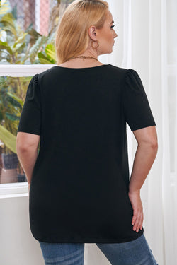 Black high with short sleeves and large square collar with frowned shoulders