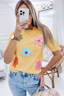 Sweater de manga amarilla corta -amarilla -amarilla con lindas flores