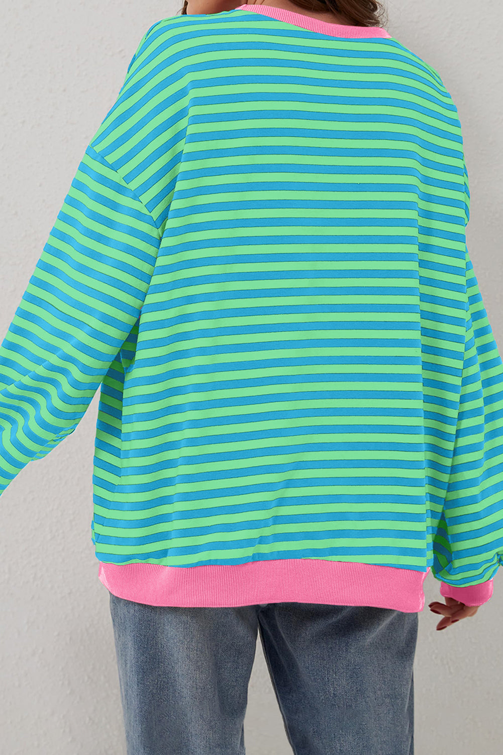 Sweat-shirt surdimensionné à rayures bleu ciel et bordure contrastée