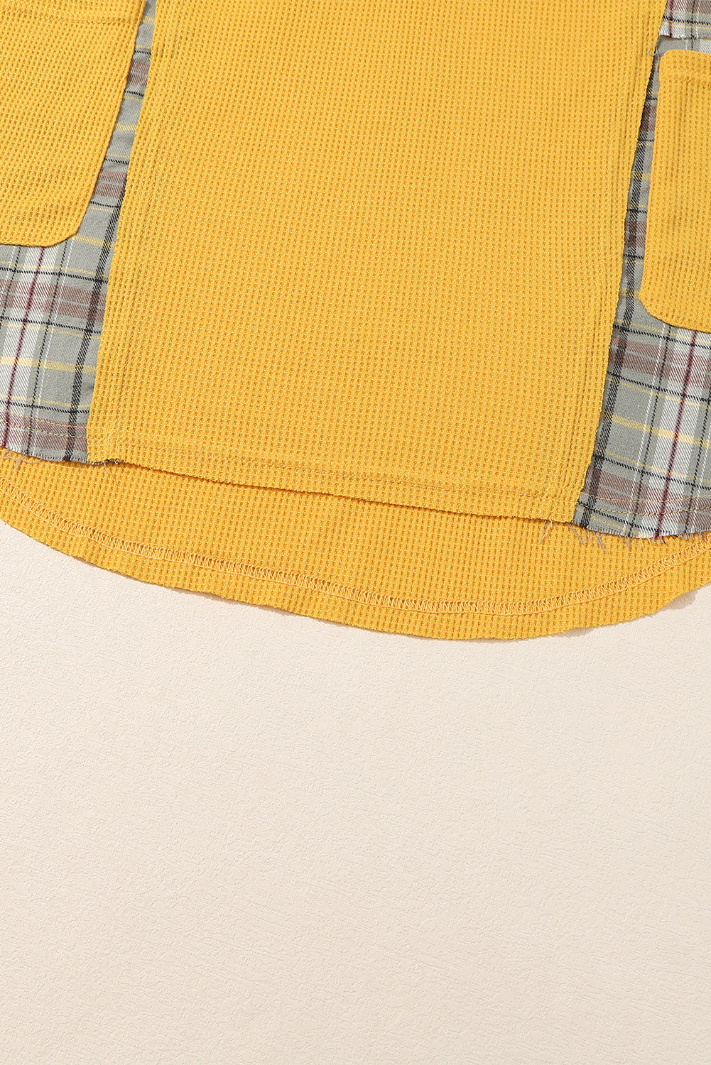 Patchwork à plaid à gaufre jaune à sweat à capuche Henley à poche