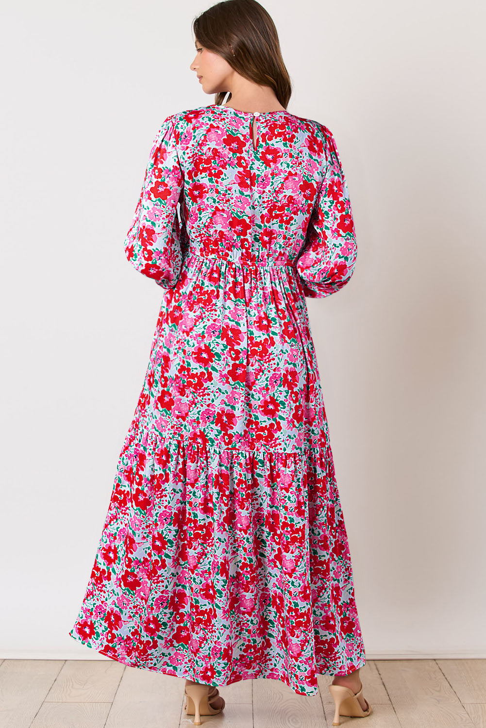 Robe longue à volants et manches lanternes smockées à imprimé floral bleu ciel