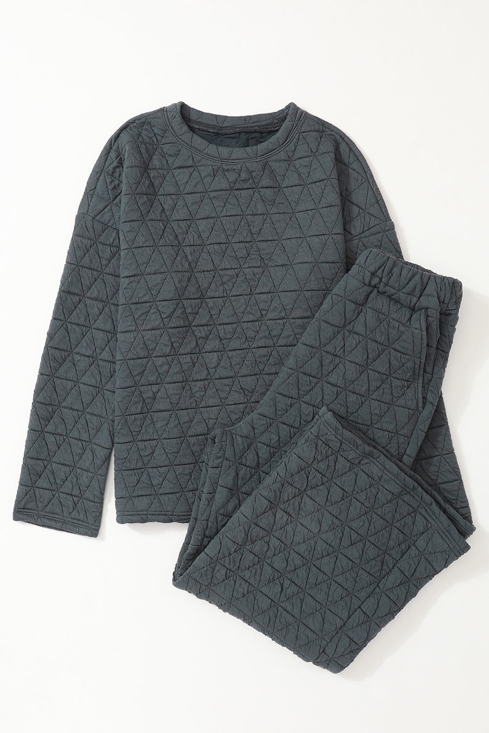 Dark gray plain quilted sweater and pants outfit