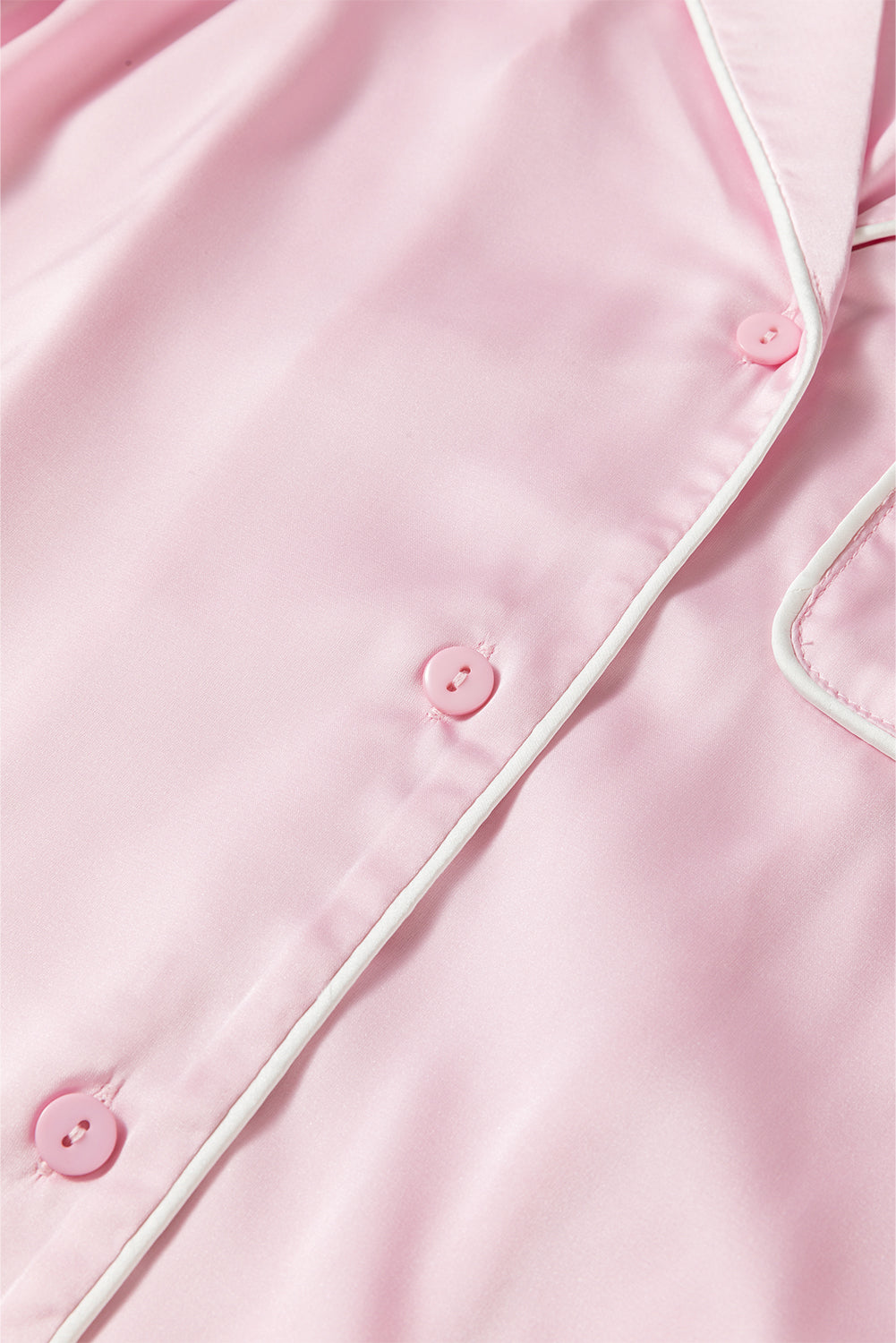 Ensemble chemise et pantalon à volants en satin rose clair-A WOMAN WE LOVE