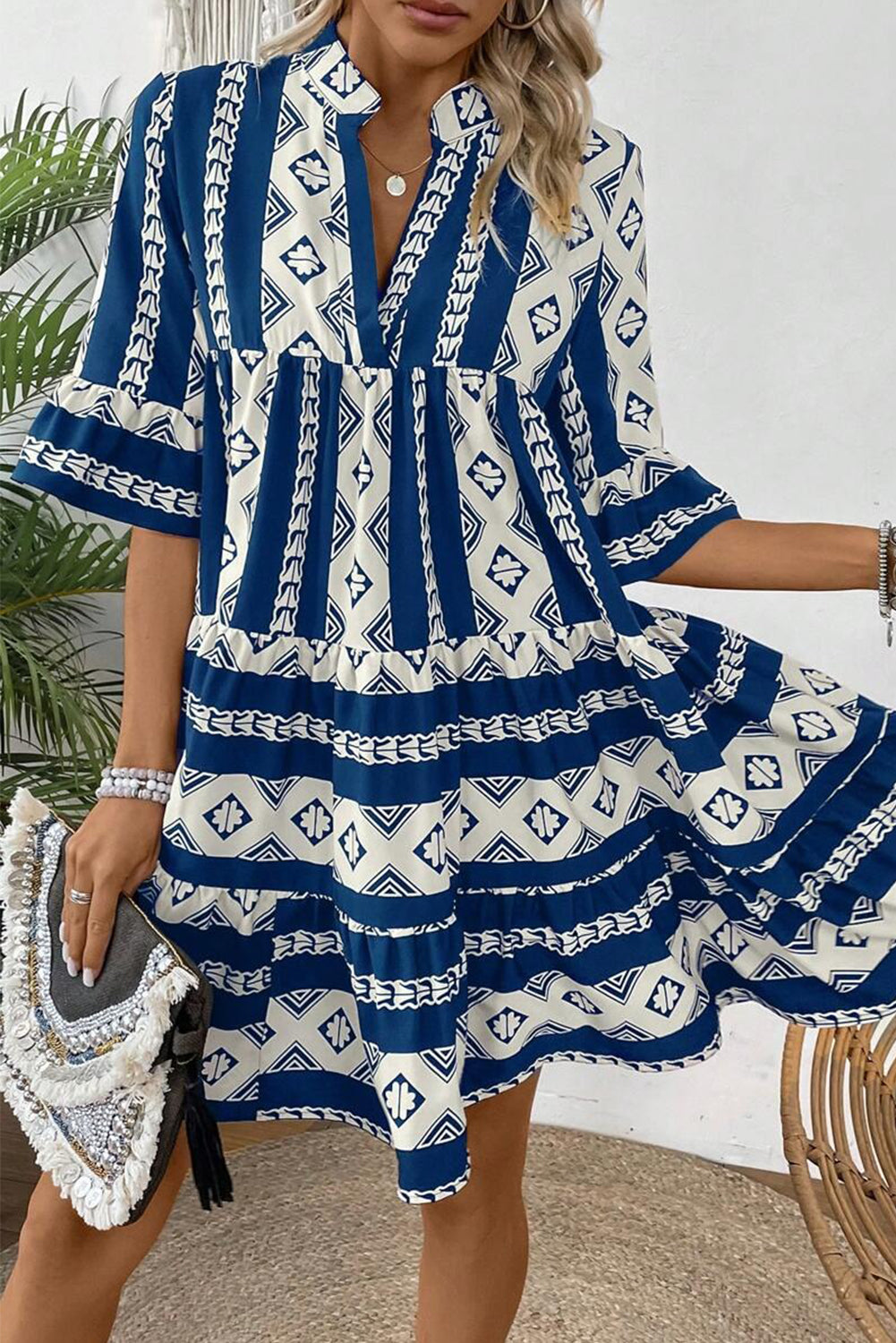 Blue Geometric Print gegen Nacken gekräuseltes Kleid