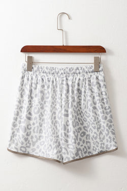 White leopard casual shorts *