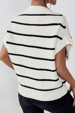 White striped sweater, round neck, bat handles