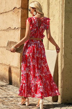 High short -ruffled short and long -red flower skirt with bright red multicolored flowers