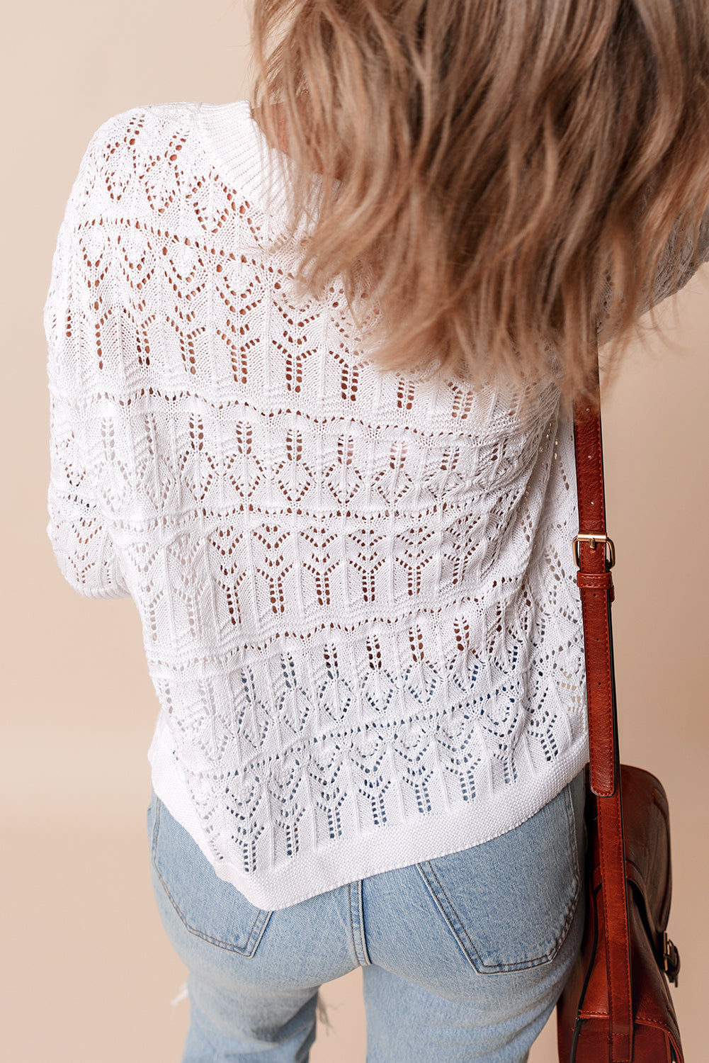Cardigan blanc Frenchy en maille ajourée à col en V-A WOMAN WE LOVE