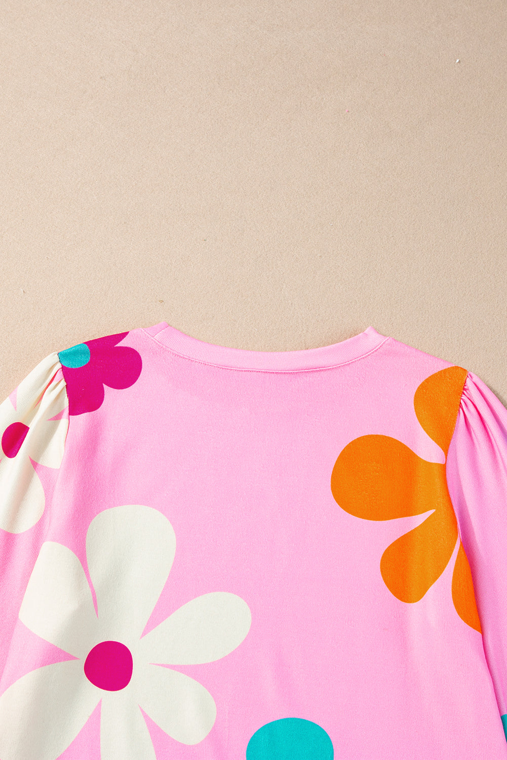 Sleeve top bracelet and pink floral print *