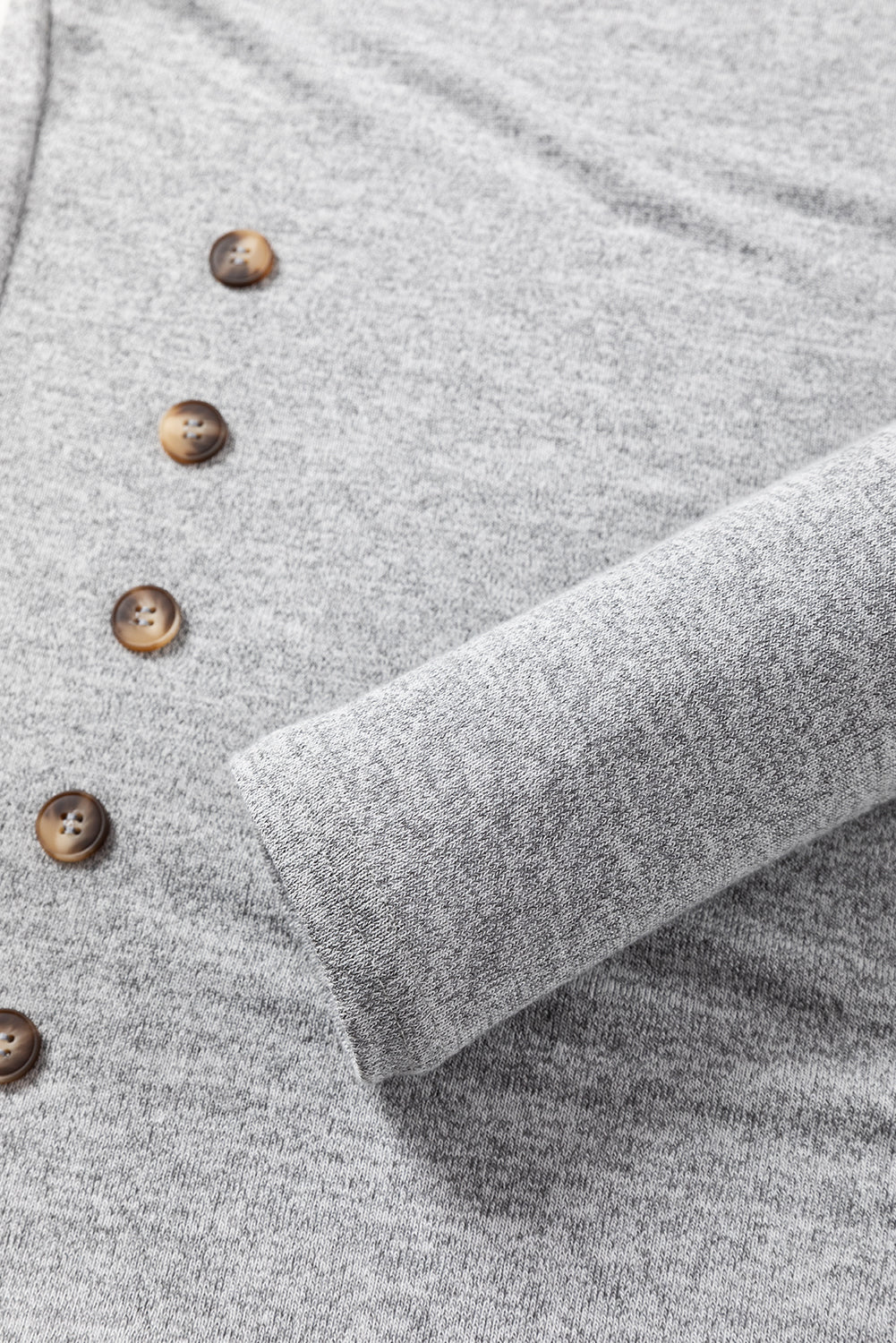 Gray knitting top with round neck *