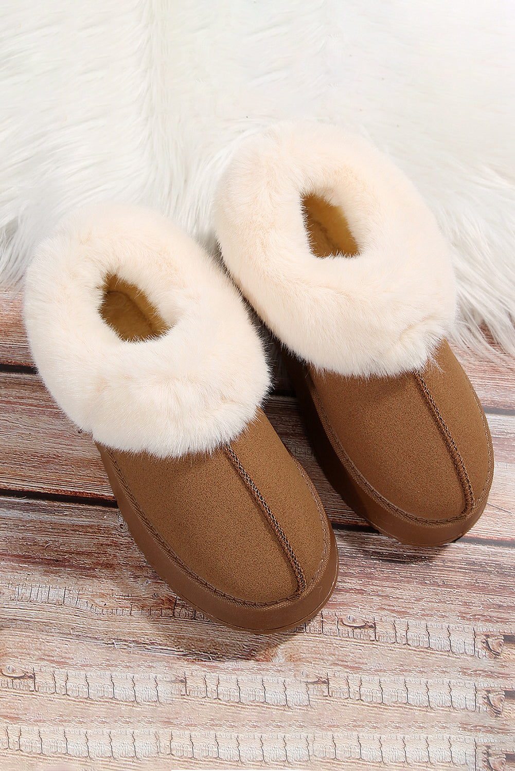 Botas de nieve plana de brote de gamuza de madera de peluche