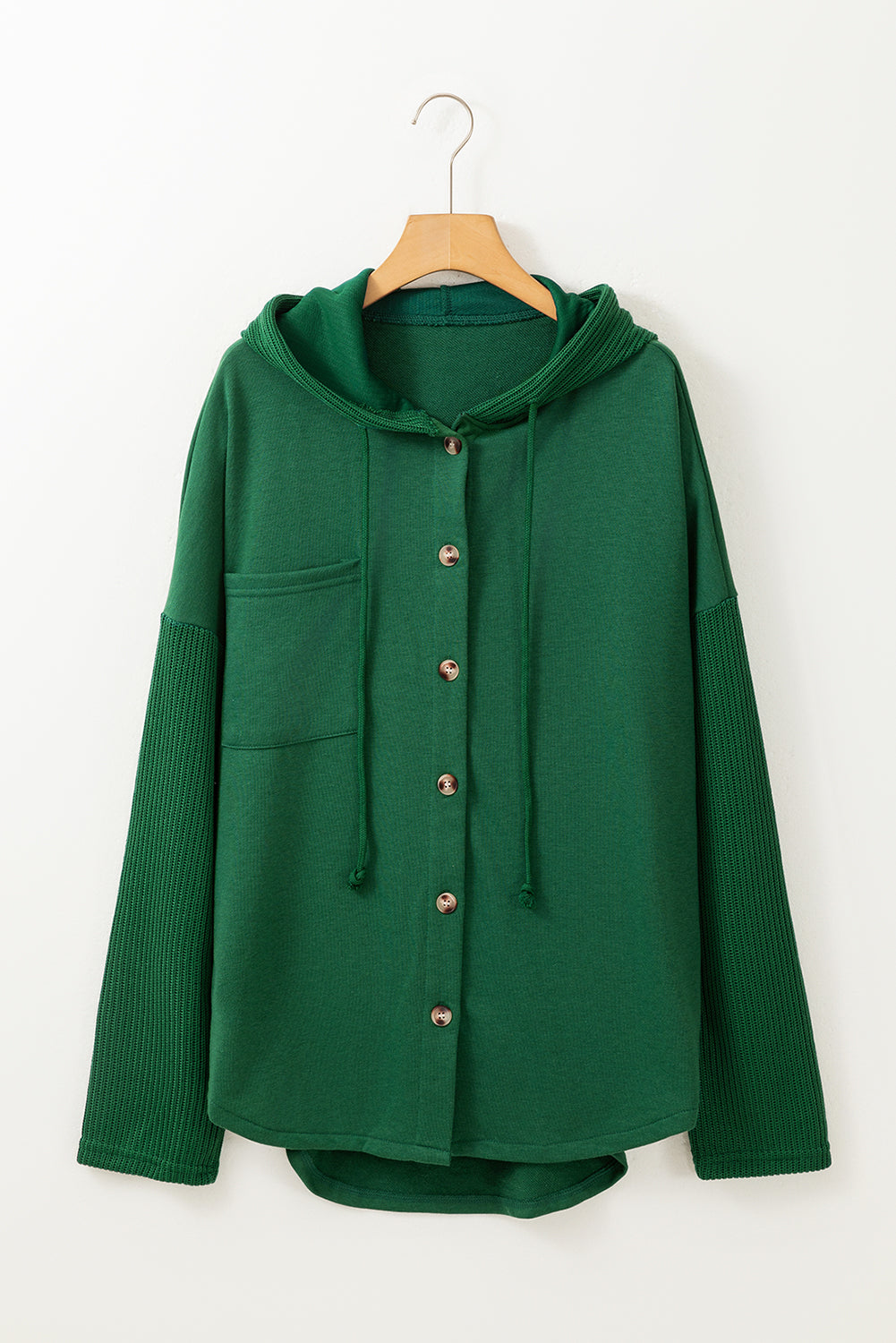 Veste à capuche boutonnée vert noirâtre à manches tricotées contrastées