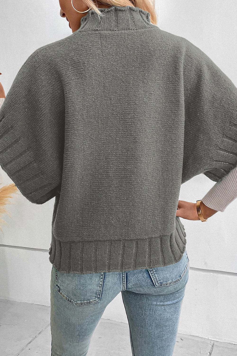 Mittel grauer Scheinhals Batwing Kurzarm Strickpullover