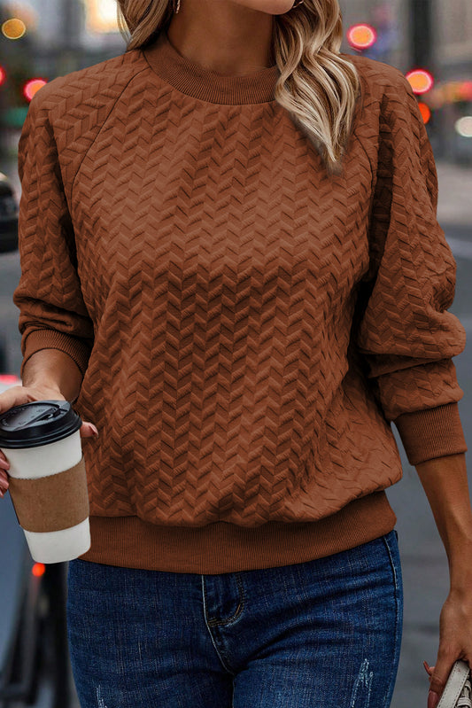 Sudadera con manga de raglán con textura sólida de castaño