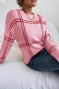 Sweater rosa de hombro rosa tejido con patrón escocés