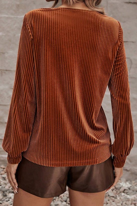 Ribbed velvet high in V-neck and brown halfzip