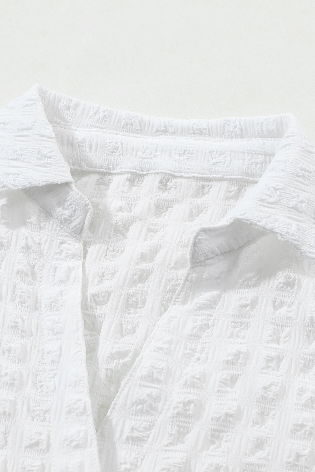 Chemise texturée à carreaux froissée blanche-A WOMAN WE LOVE