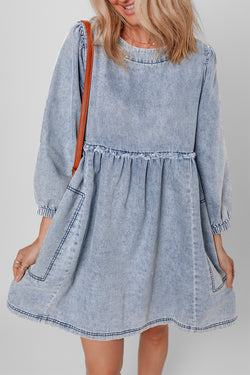 Beau Blue - Mini-robe en jean taille haute à délavage clair, coupe ample