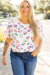 White textured t-shirt with large leopard print *