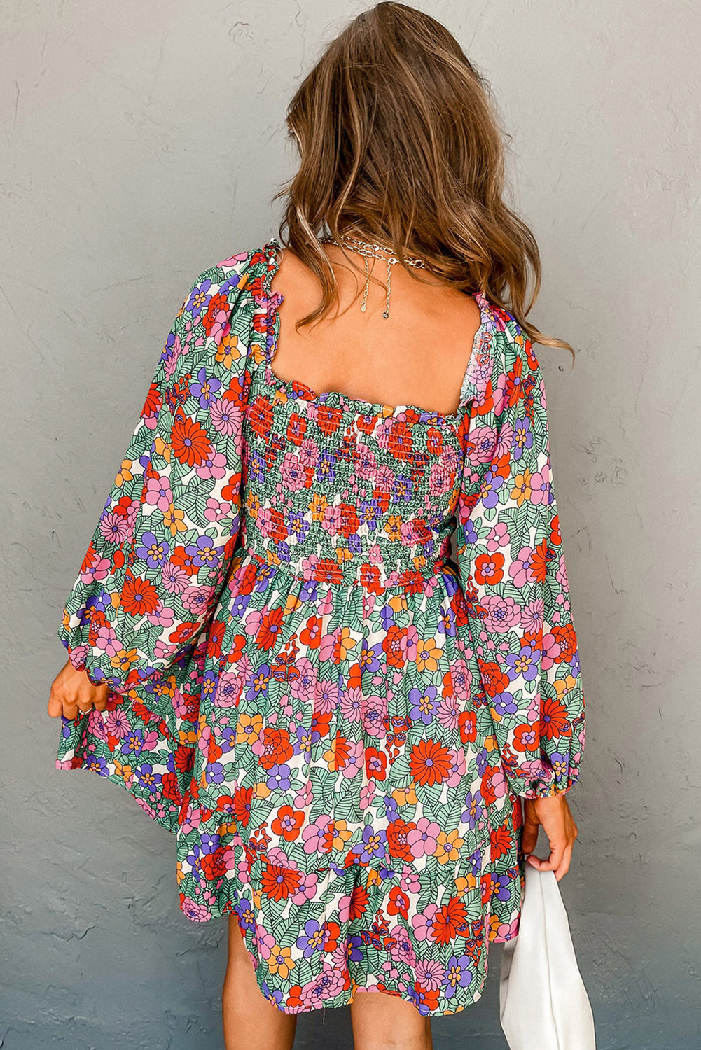 Buste floral Buste carré Robe à volants