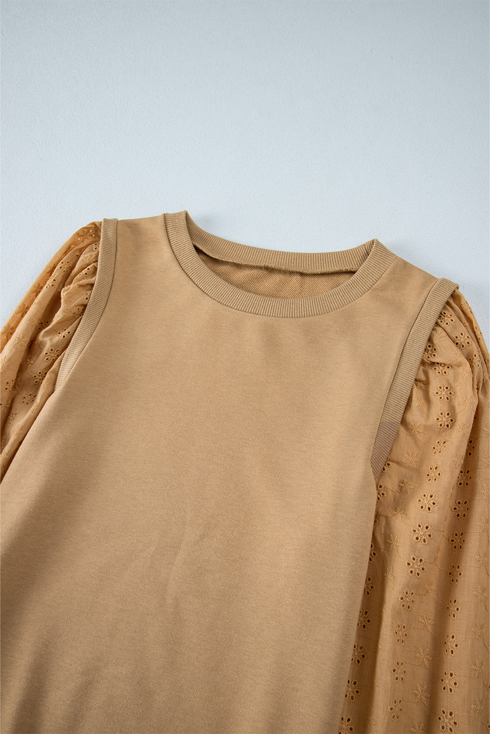 Pale Khaki Solid Patchwork Sleeve Round Neck Felpa