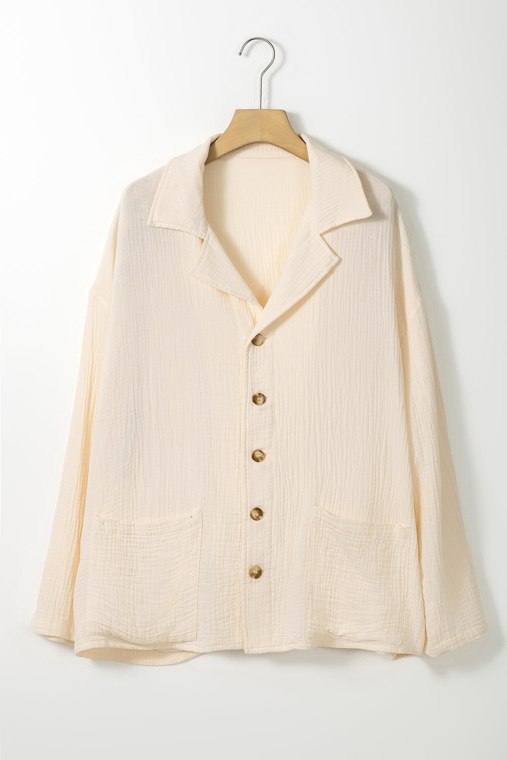 Col à revers à paille blanc chemise boutonnée