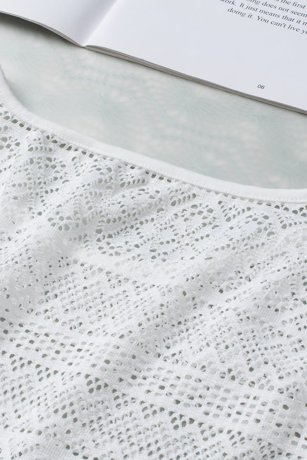 Débardeur à franges ajouré en dentelle blanche au crochet-A WOMAN WE LOVE