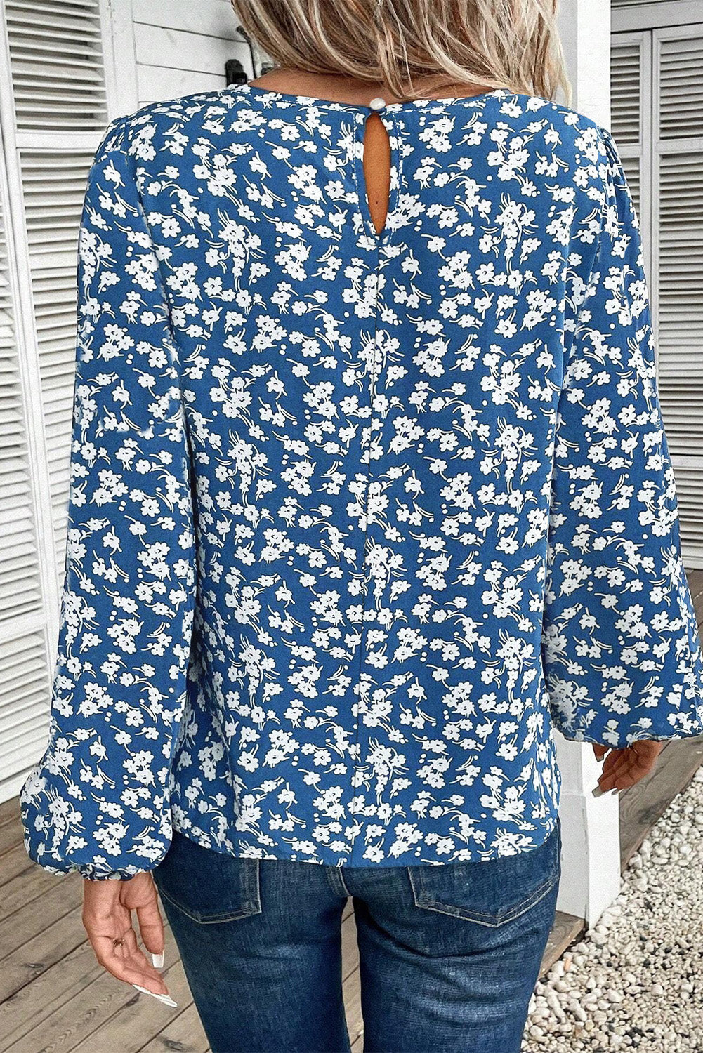 Blusa de manga de linterna de estampado floral azul ditsy