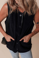 Strong fleece vest with contrasting side pockets in black leather