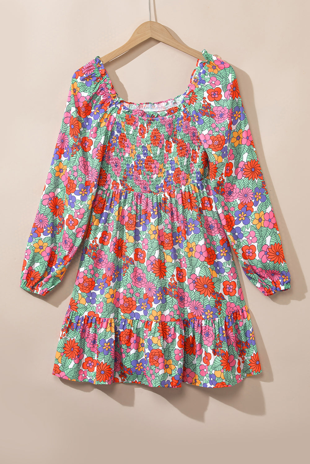 Buste floral Buste carré Robe à volants