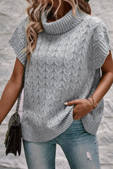 Rolled-collar sweater and bat-sorri-twisted jerk-saving