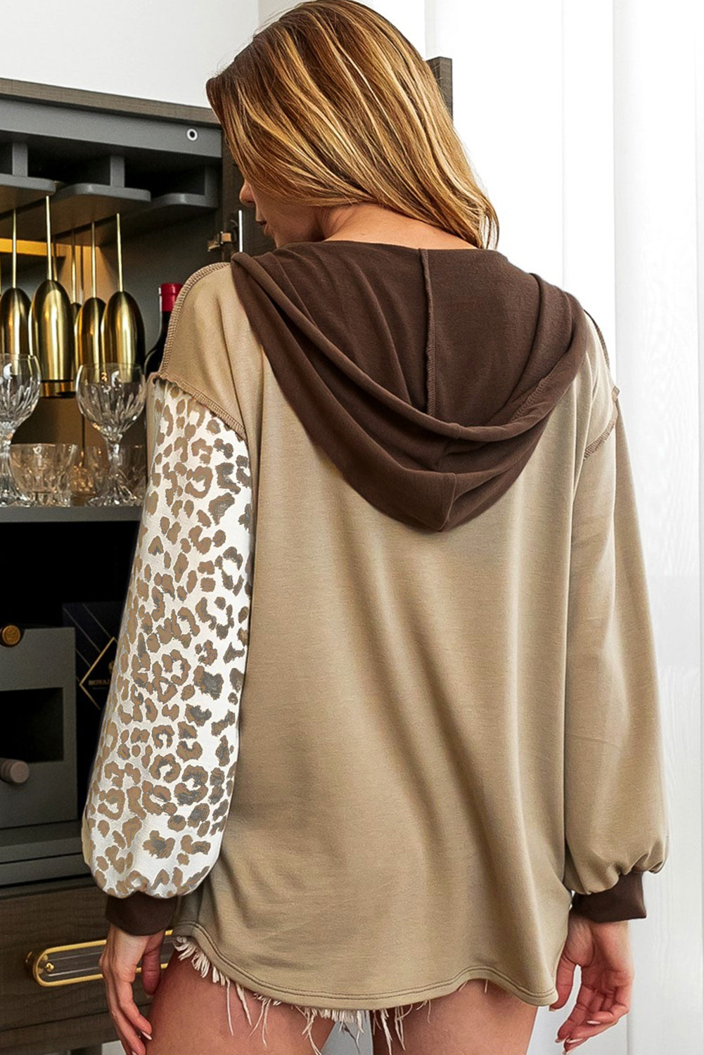 Brown leopardo estampado Colorblock Pocket de bolsillo Henley sudadera