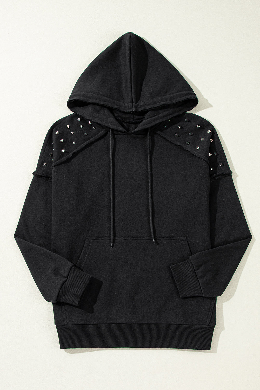 Black Raglan Sleeve Solid Color Rivets Hoodie with Pocket
