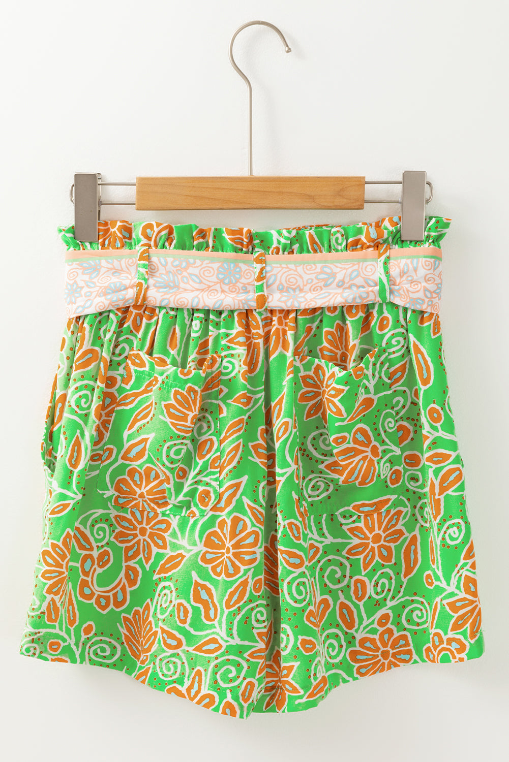 Short décontracté taille haute avec poches *