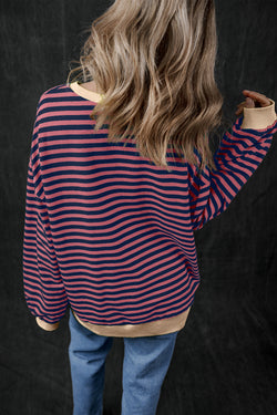 Over-dimensional sweatshirt with red stripes *