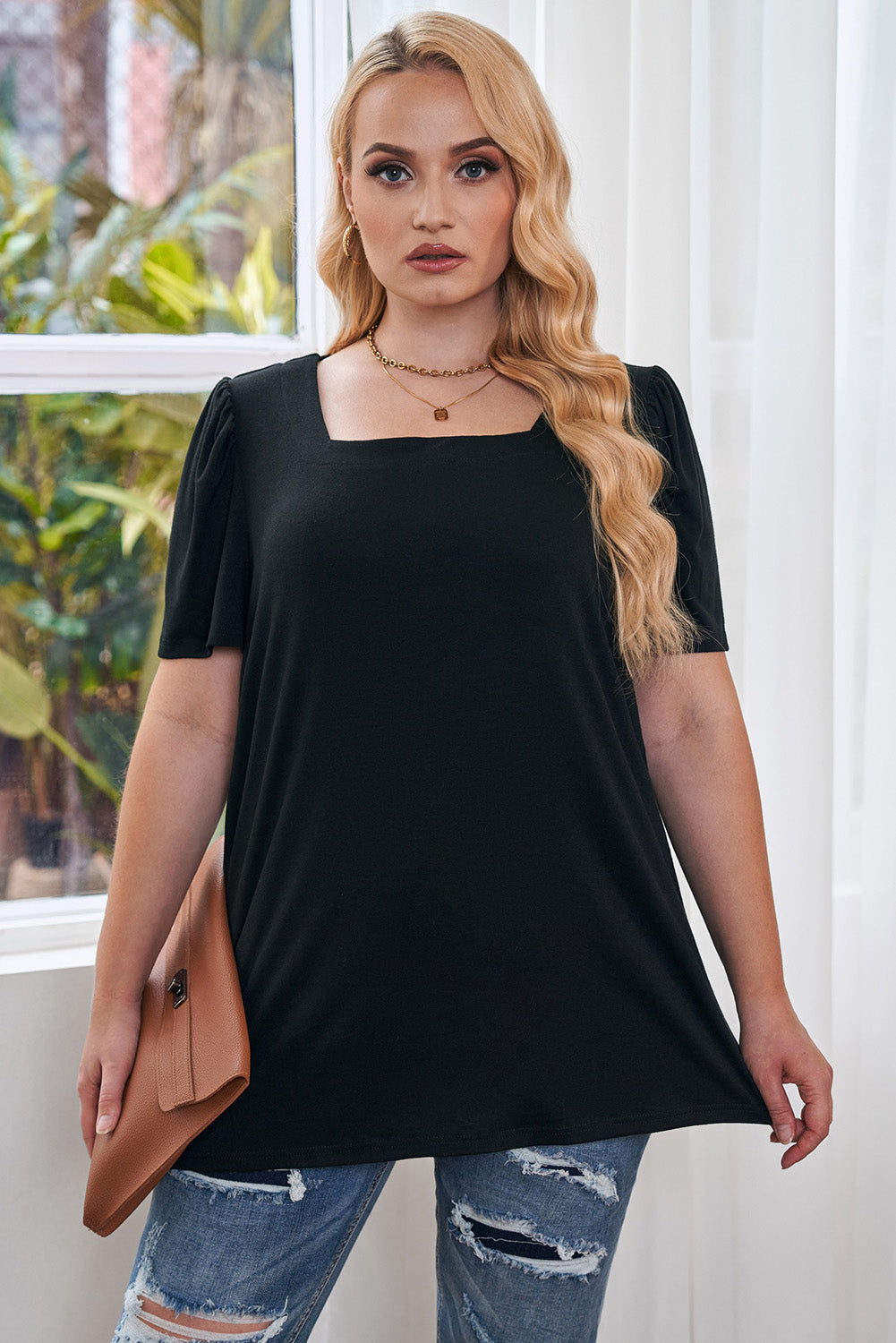 Black Plus Size Square Square Short Short Shleeve Top