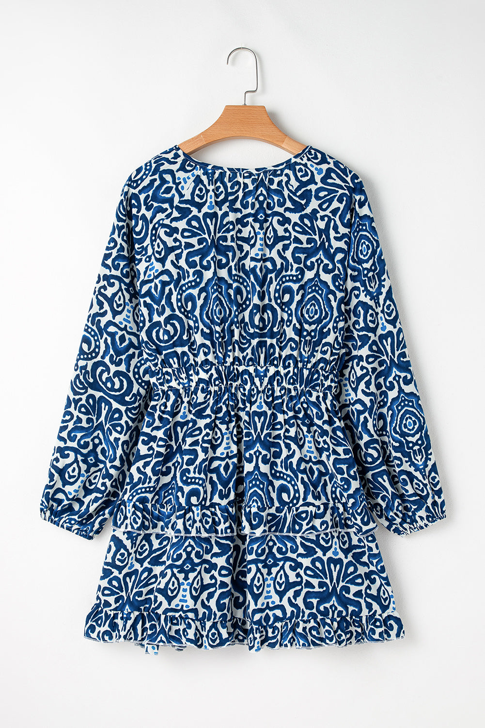 Blue mini-laces and vintage print *