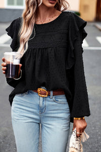 Black blouse with long sleeves *