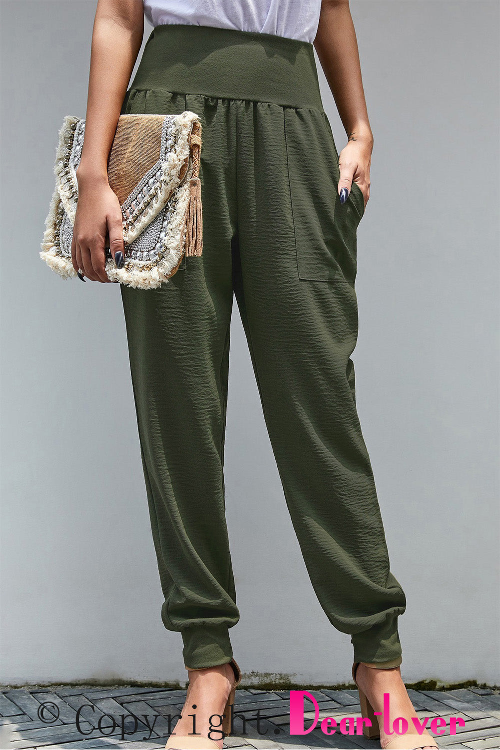 Green casual jogging pants with pockets