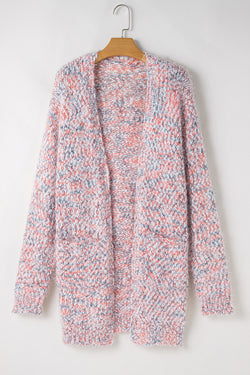 Cardigan en tricot rose multicolore à confettis ouvert sur le devant