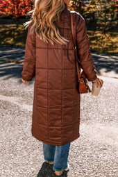 Mid-length zipped coat with stand-up collar and coffee quilting