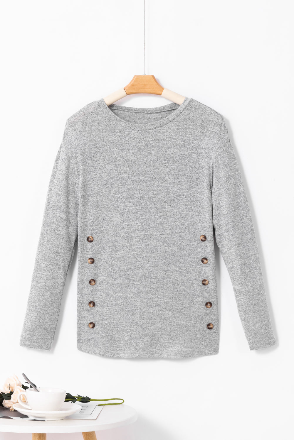 Gray knitting top with round neck *