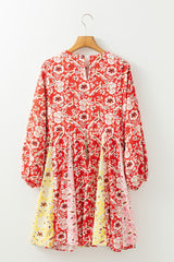 Long-sleeved mini-robe and floral patchwork *
