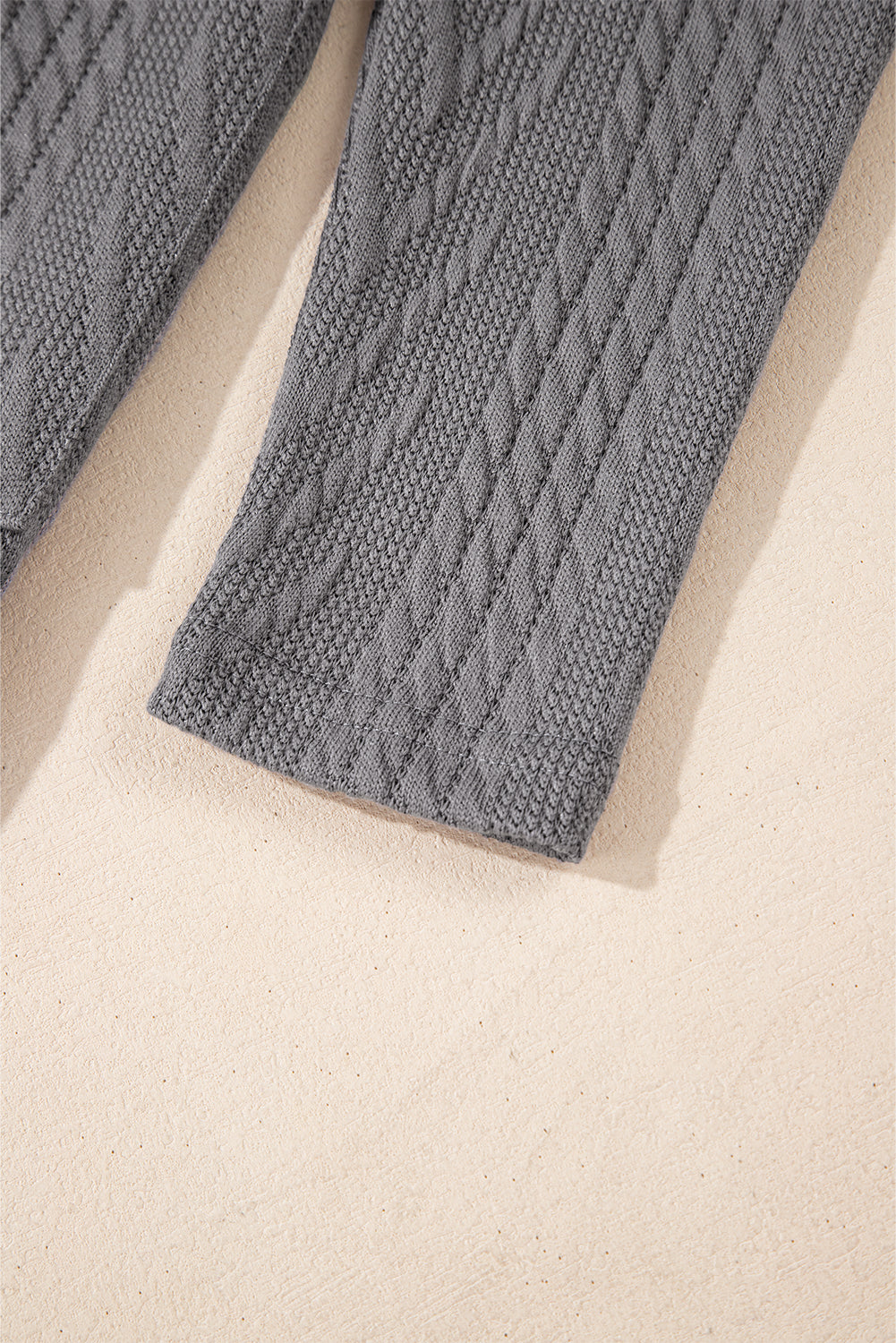 Cardigan ouvert sur le devant à texture unie gris moyen avec poche-A WOMAN WE LOVE